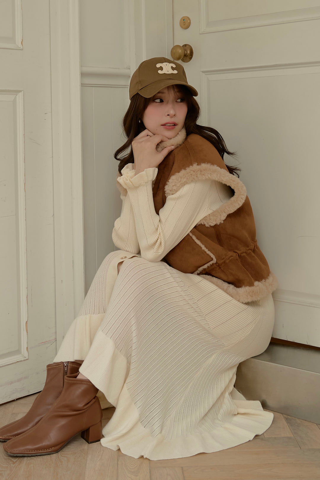 [SET]リバーシブルムートンボアベスト+Vネックフリルリブニットワンピース(2set)