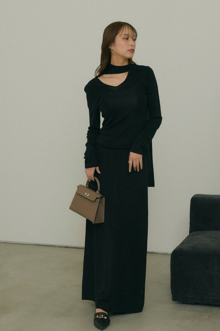 スフレタッチチョーカーニット