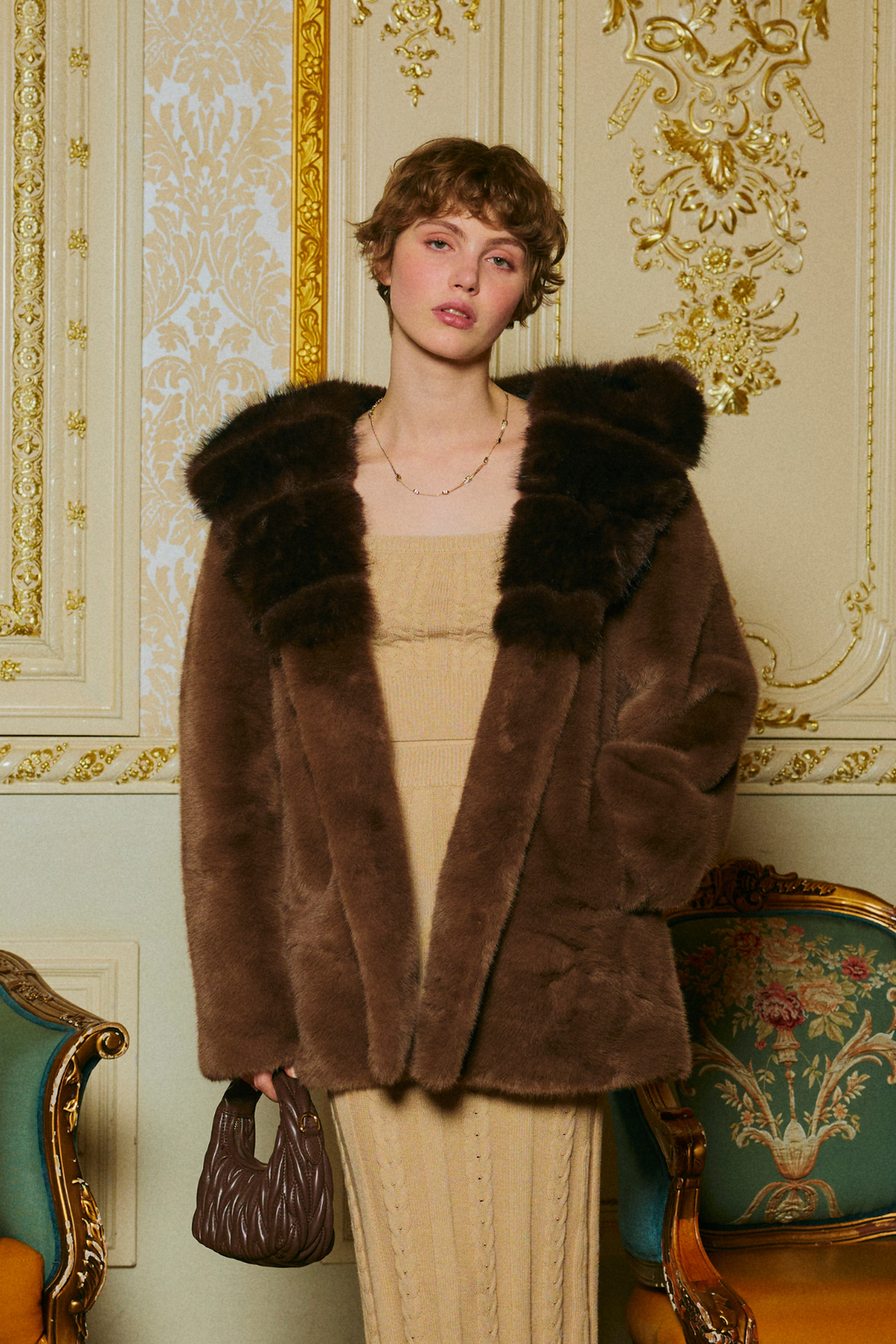 フードフェイクファーコート