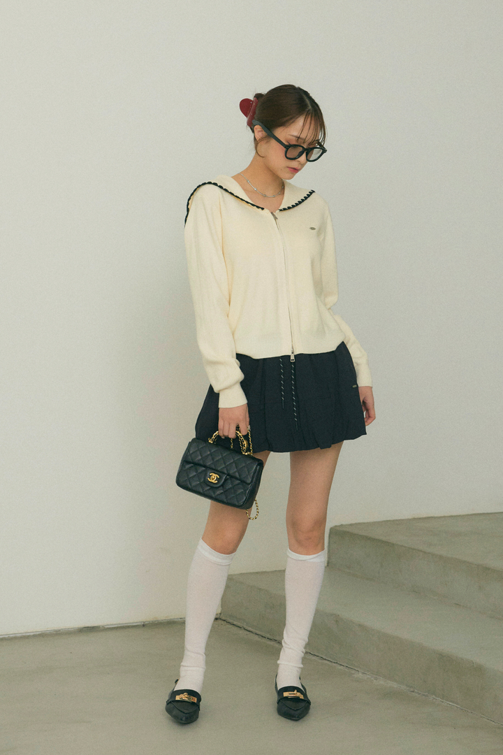 セーラーカラージップニット