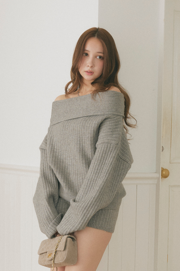 オフショルラインセーターセットアップ