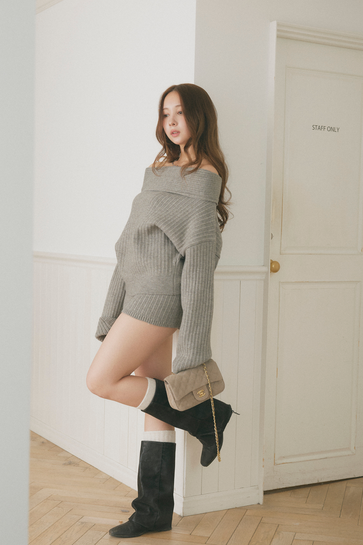 オフショルラインセーターセットアップ