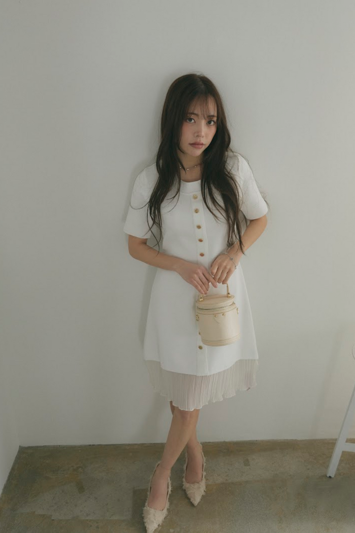 バイカラーフリルフロントボタンワンピース