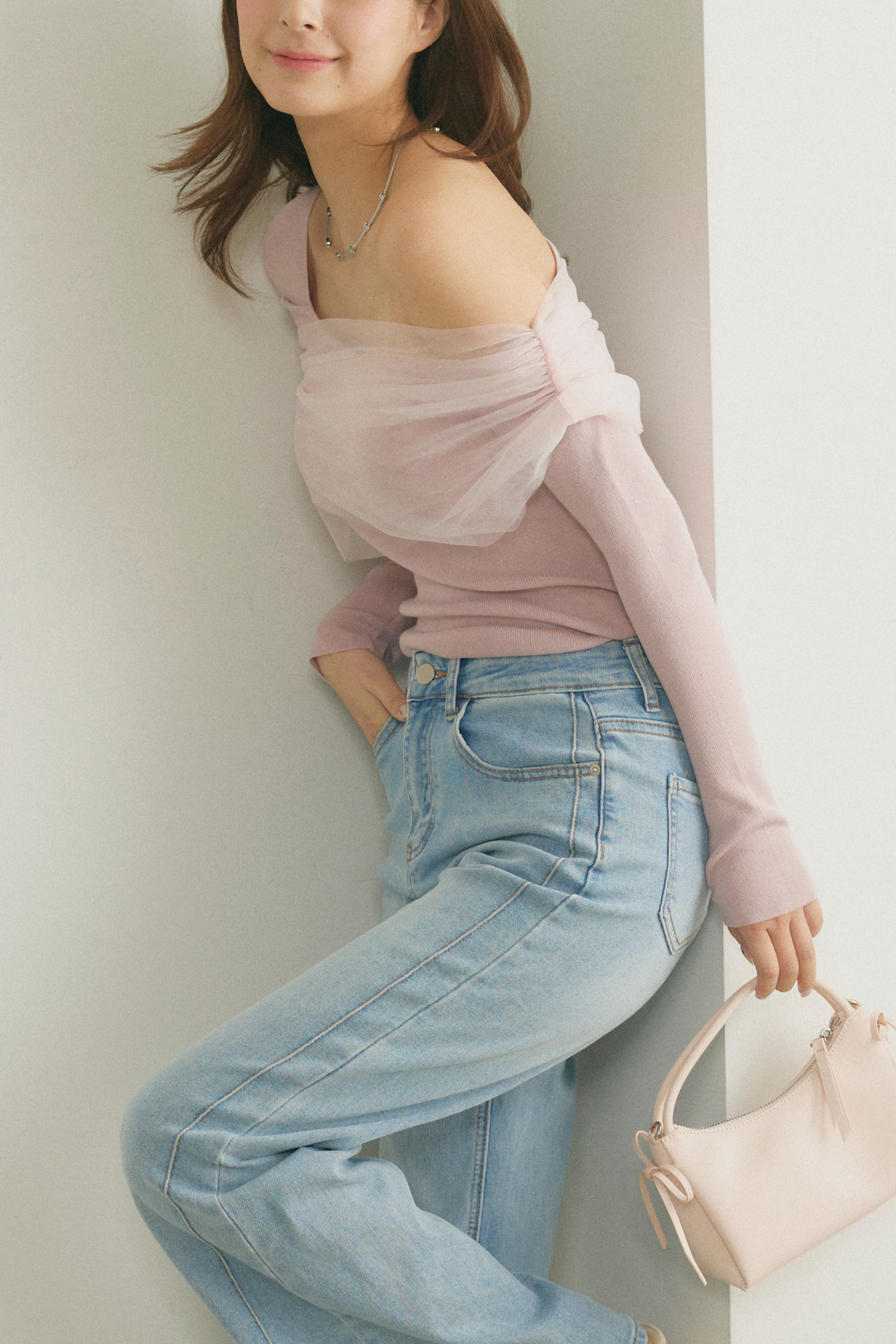 シアーチュールオフショルダートップス