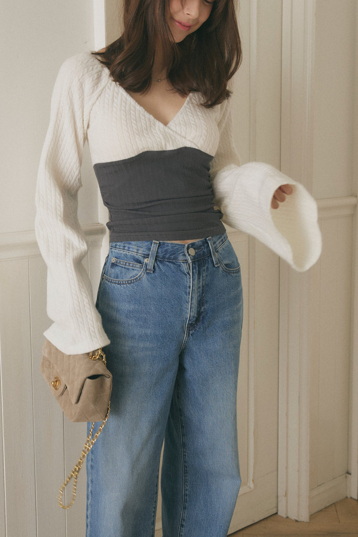 Vネックウエストライントップス