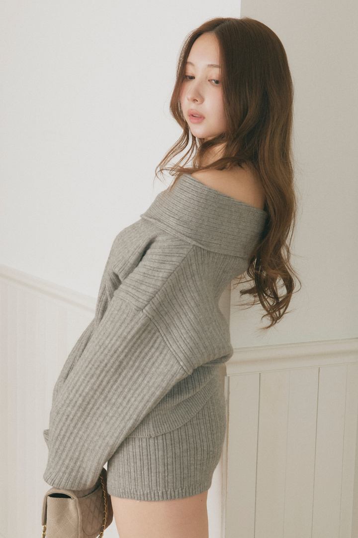 オフショルラインセーターセットアップ