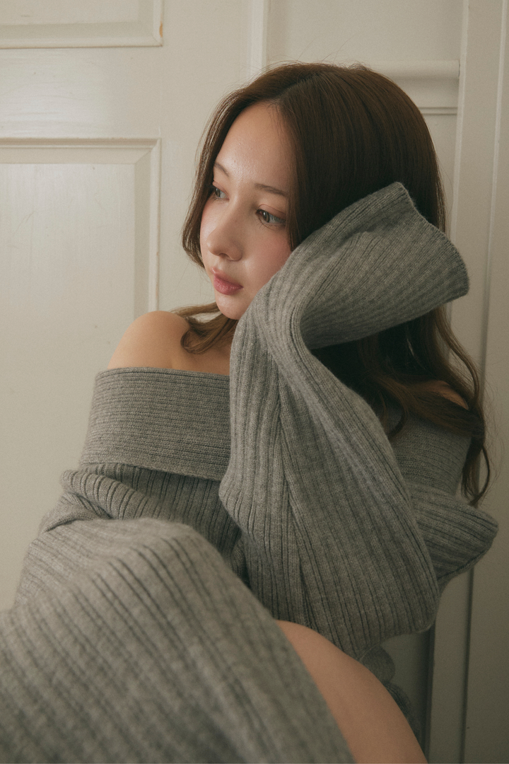 オフショルラインセーターセットアップ