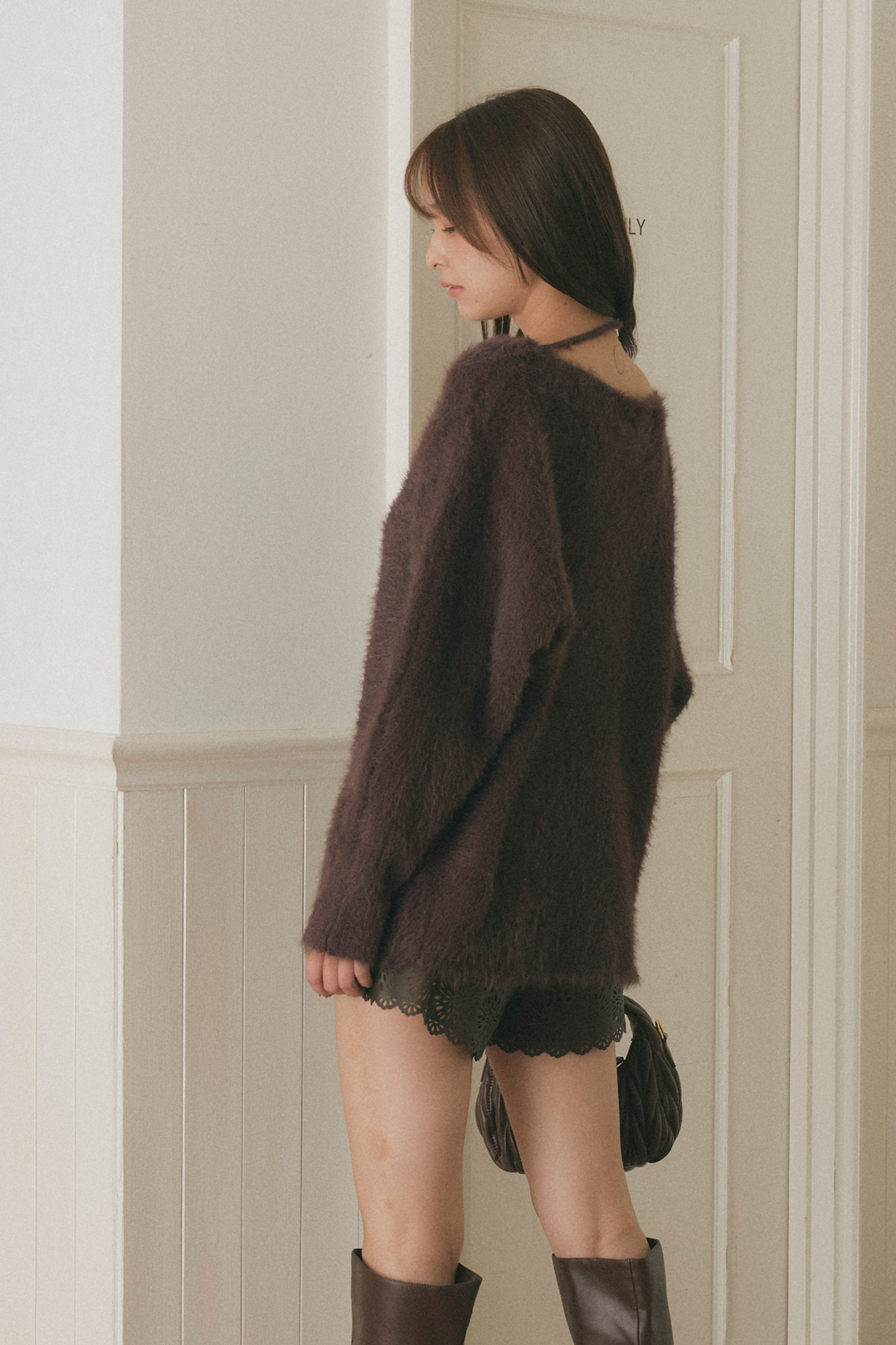 チョーカーリボンシャギーニット