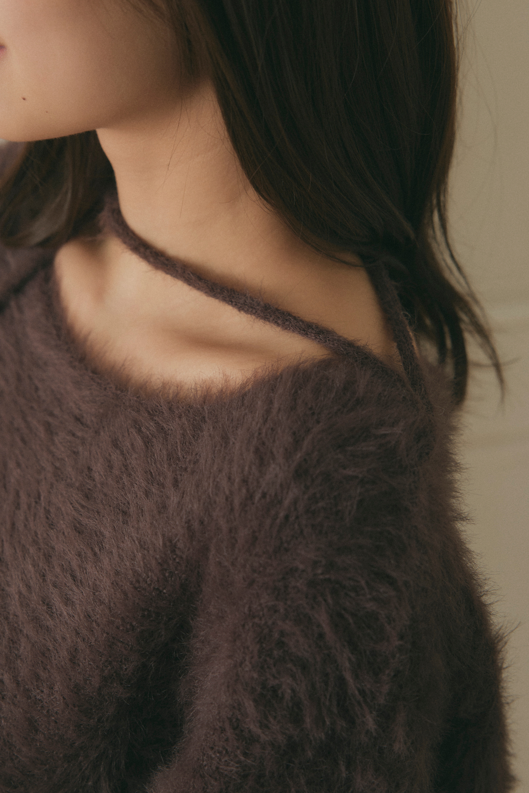 チョーカーリボンシャギーニット