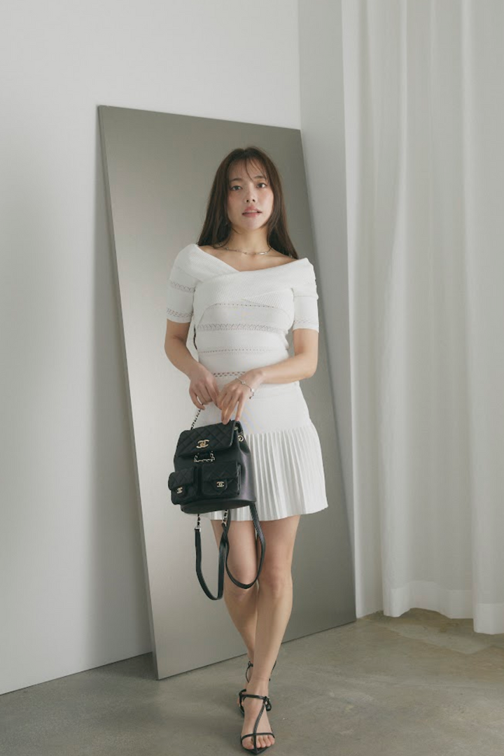 フロントクロストップス ＆ プリーツスカートセットアップ