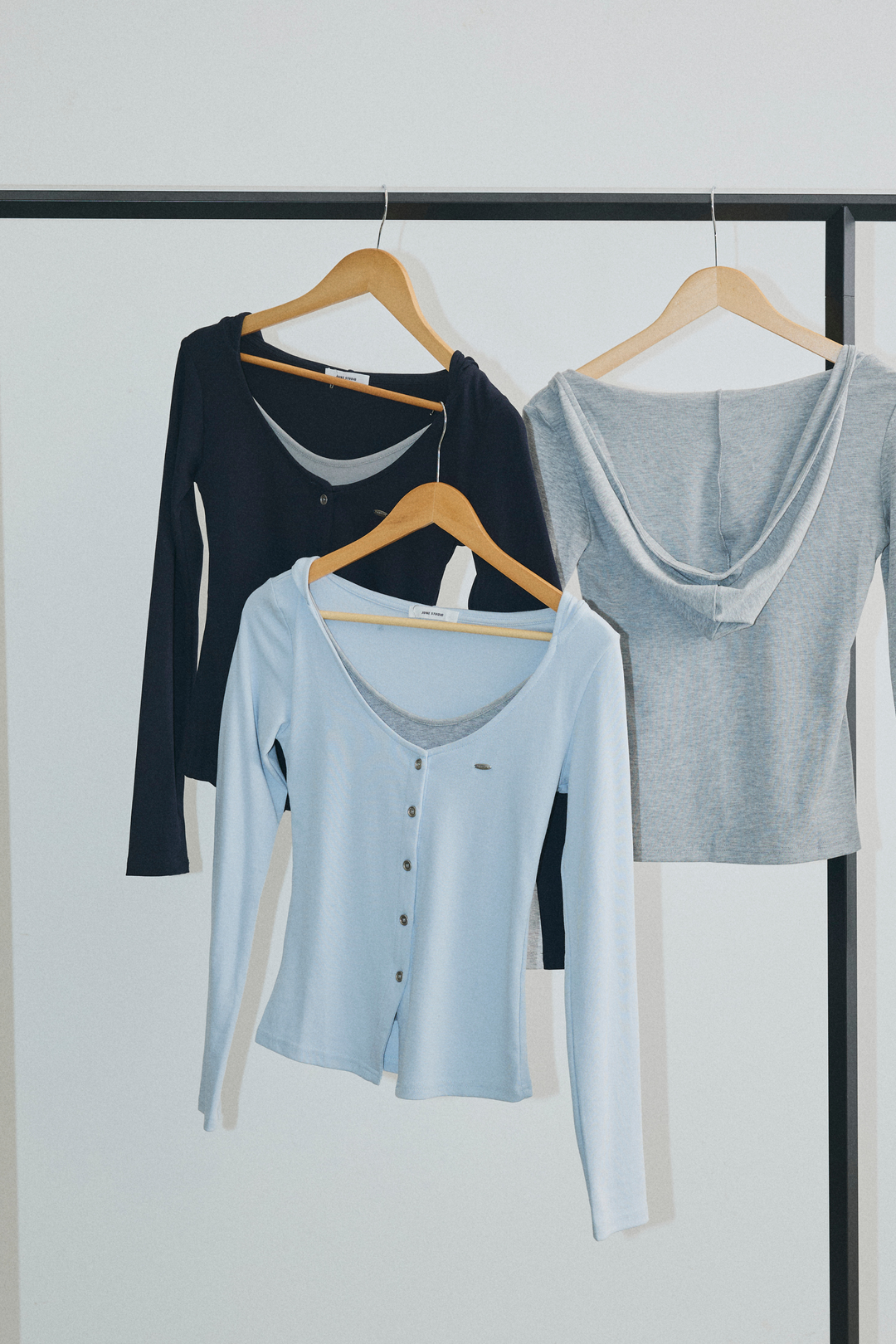 配色レイヤードボタントップス