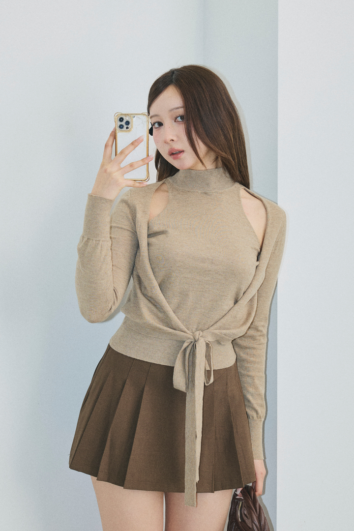 ウエストリボントップス