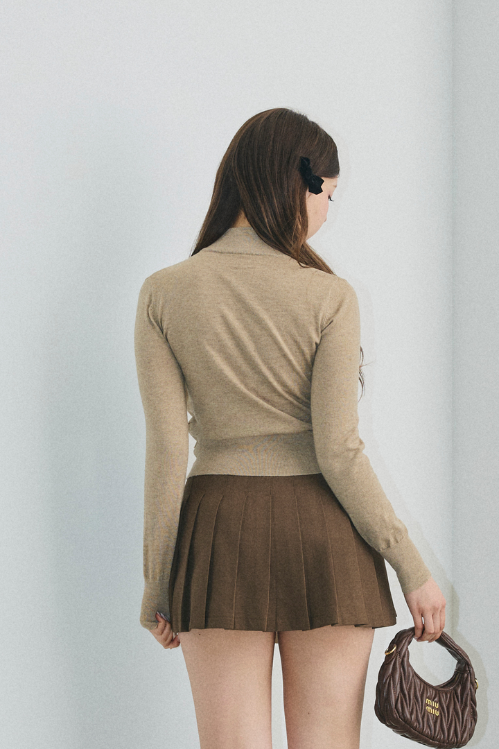 ウエストリボントップス