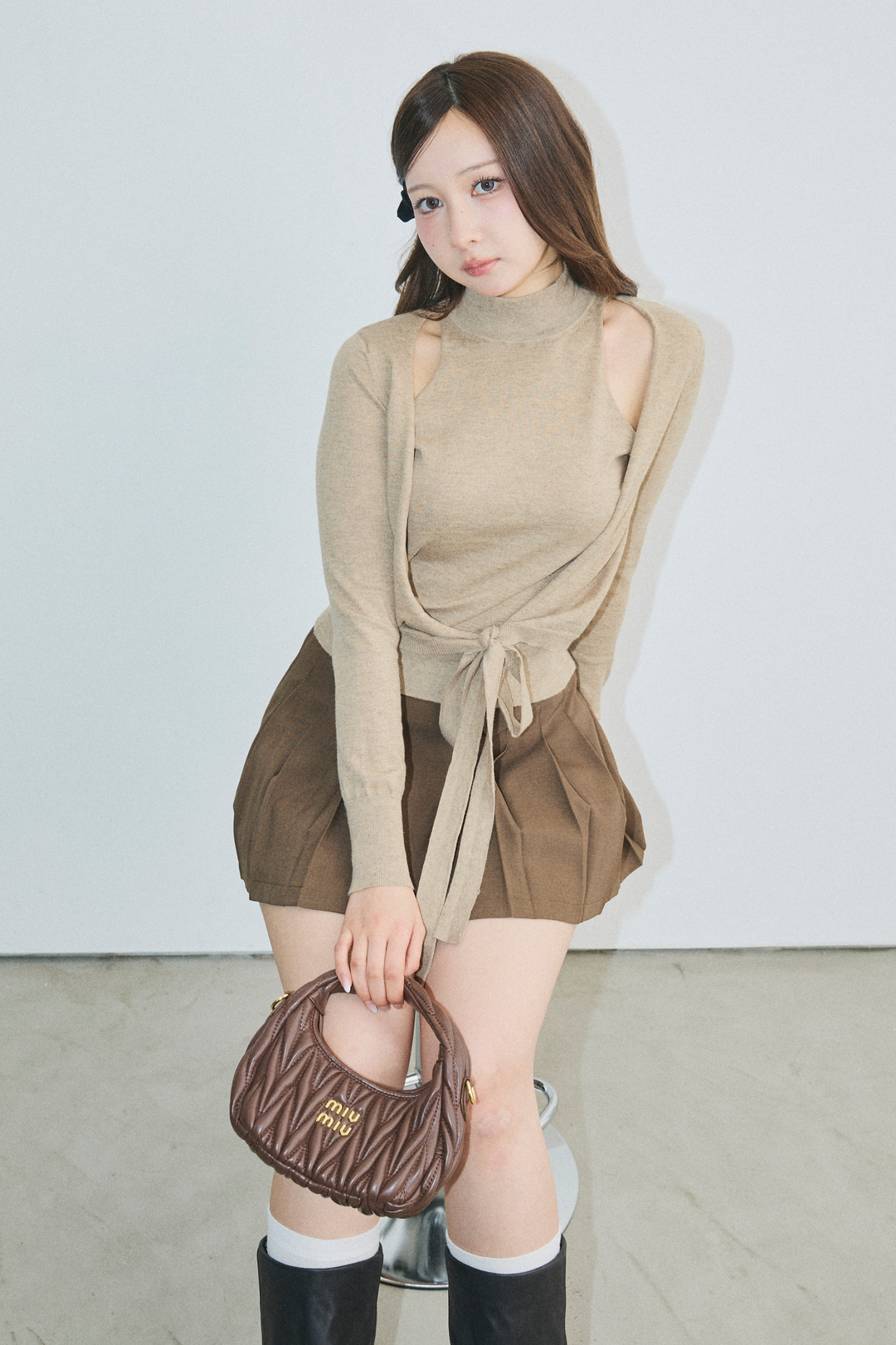 ウエストリボントップス