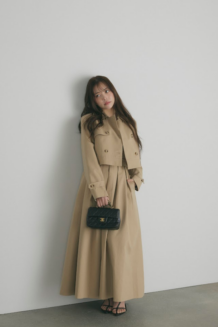 トレンチコート＆Vネックノースリーブワンピセットアップ