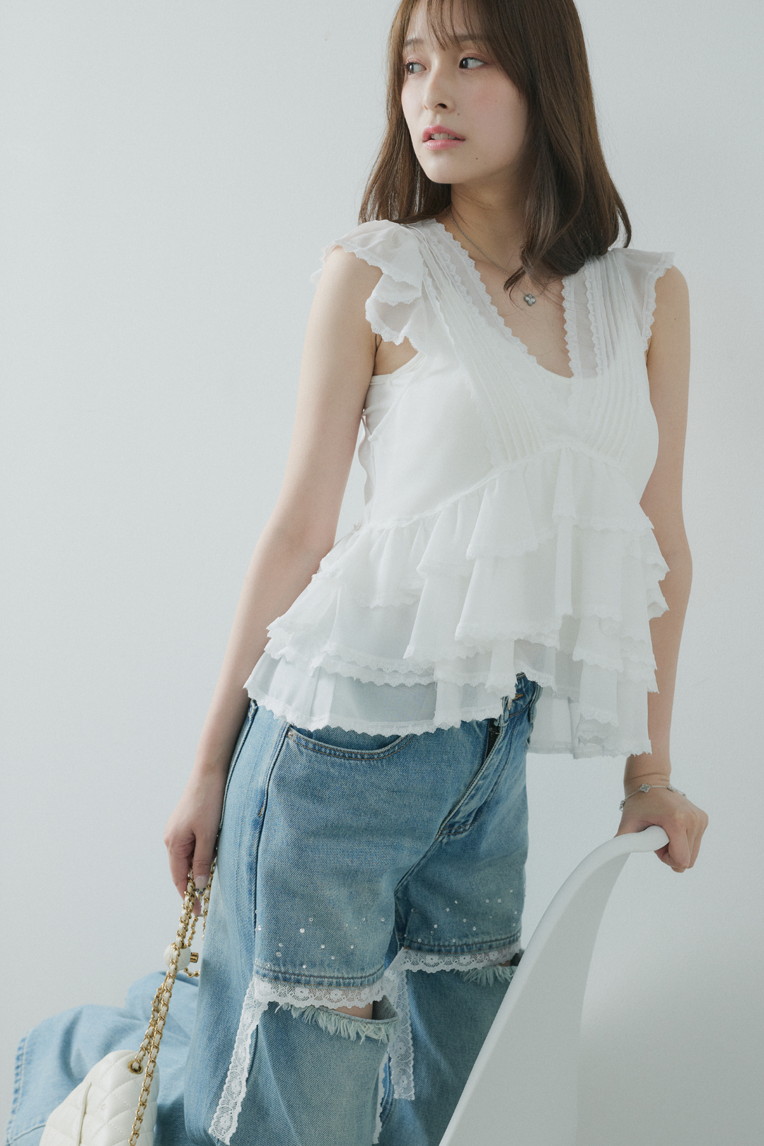 シフォンフリルブラウス