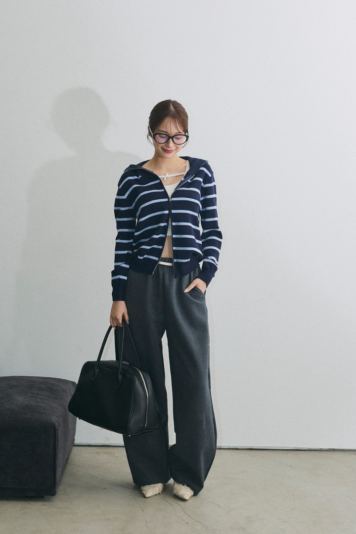 ボーダージップアップニット