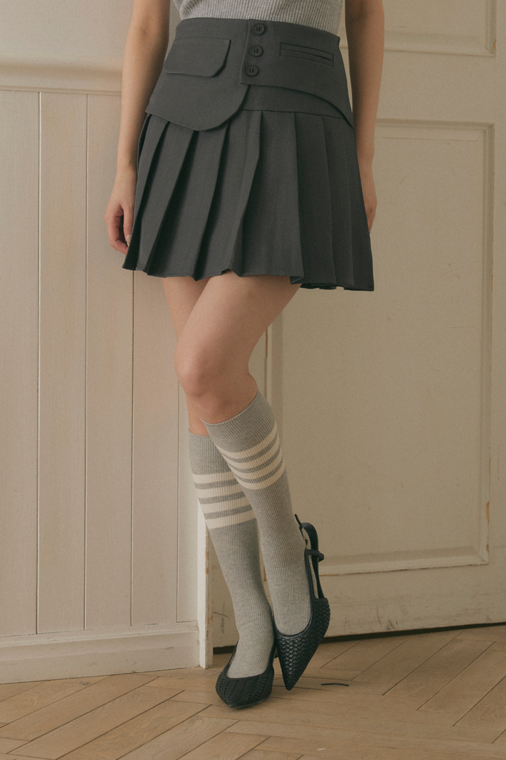 フロントフラッププリーツミニスカート