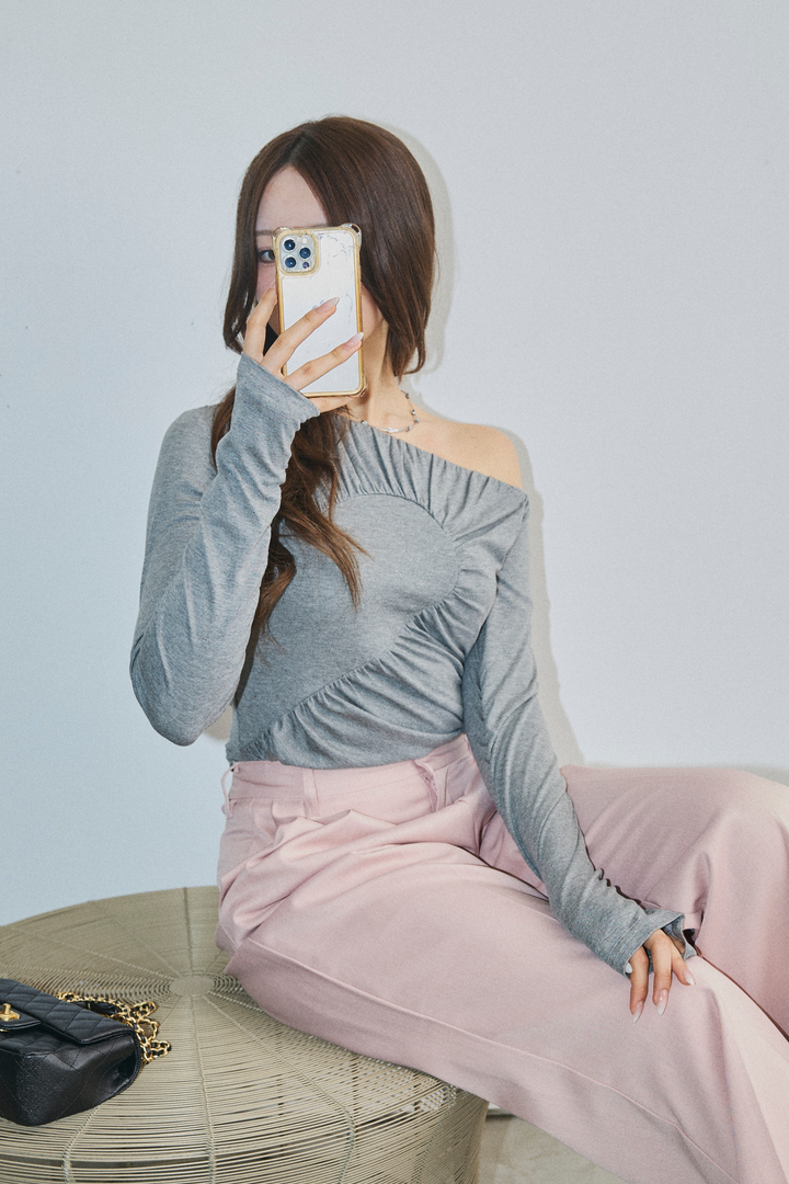 ハートギャザーアシメトップス