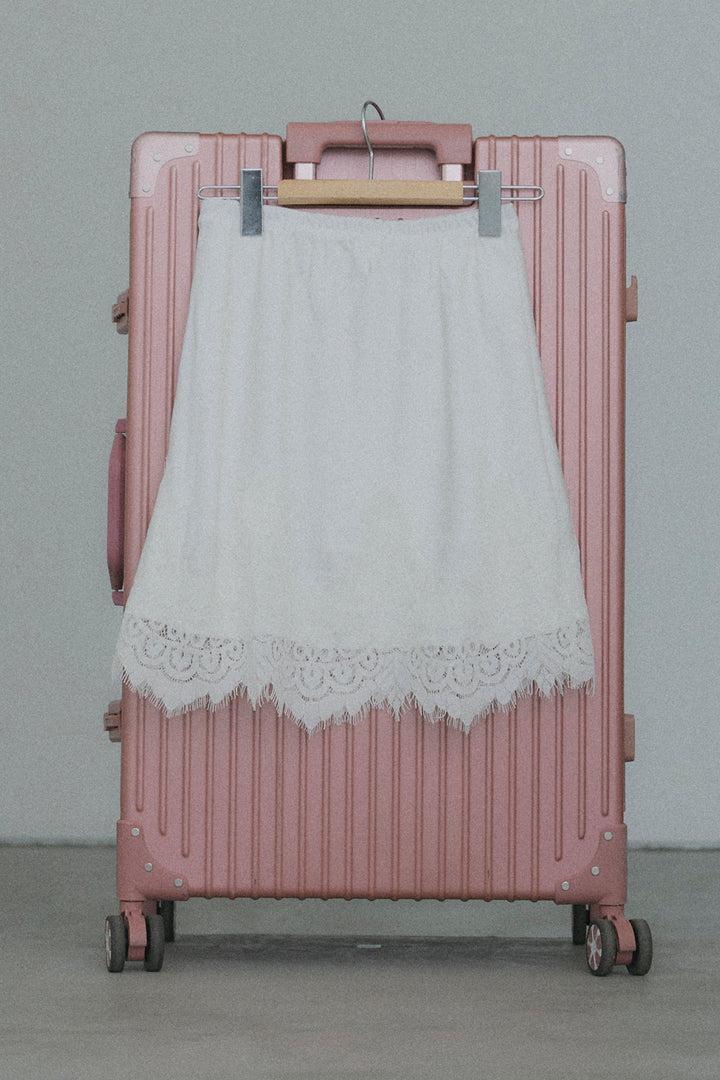 サテンレースミニスカート