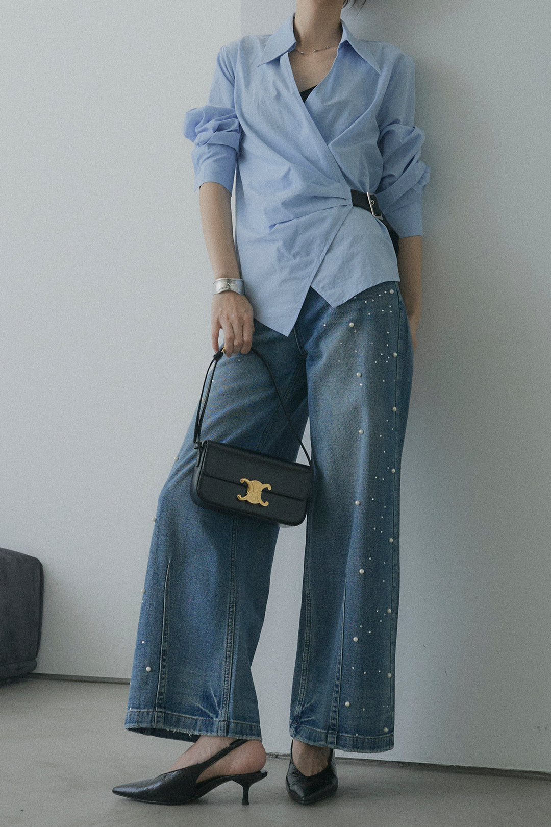 Side Belt Asymmetrical Cache-Coeur Shirt