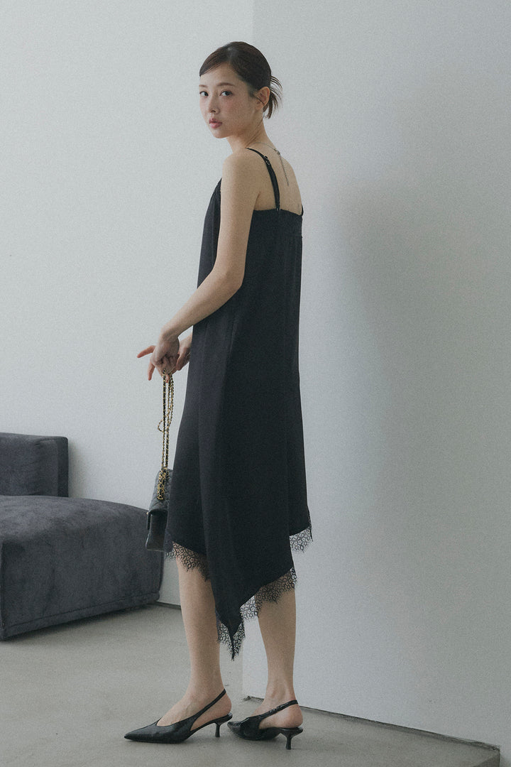 サテンレースロングワンピース