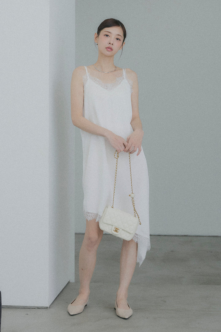 サテンレースロングワンピース