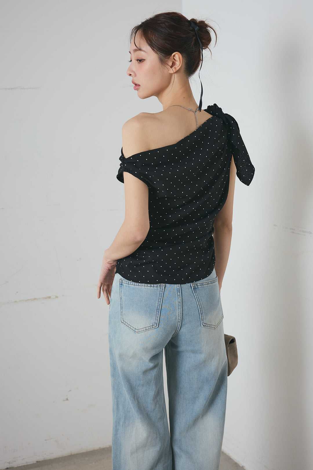 ワンショルダードットトップス