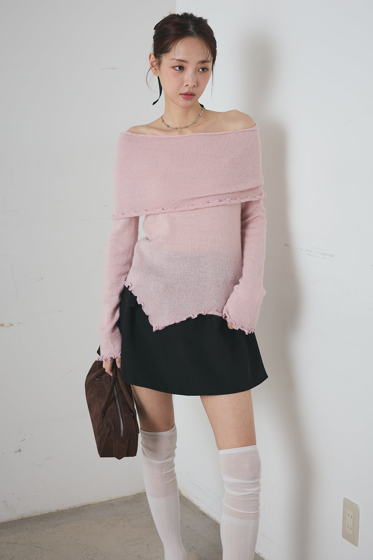 オフショルダーメロウヘムニット – maison-nua_shop