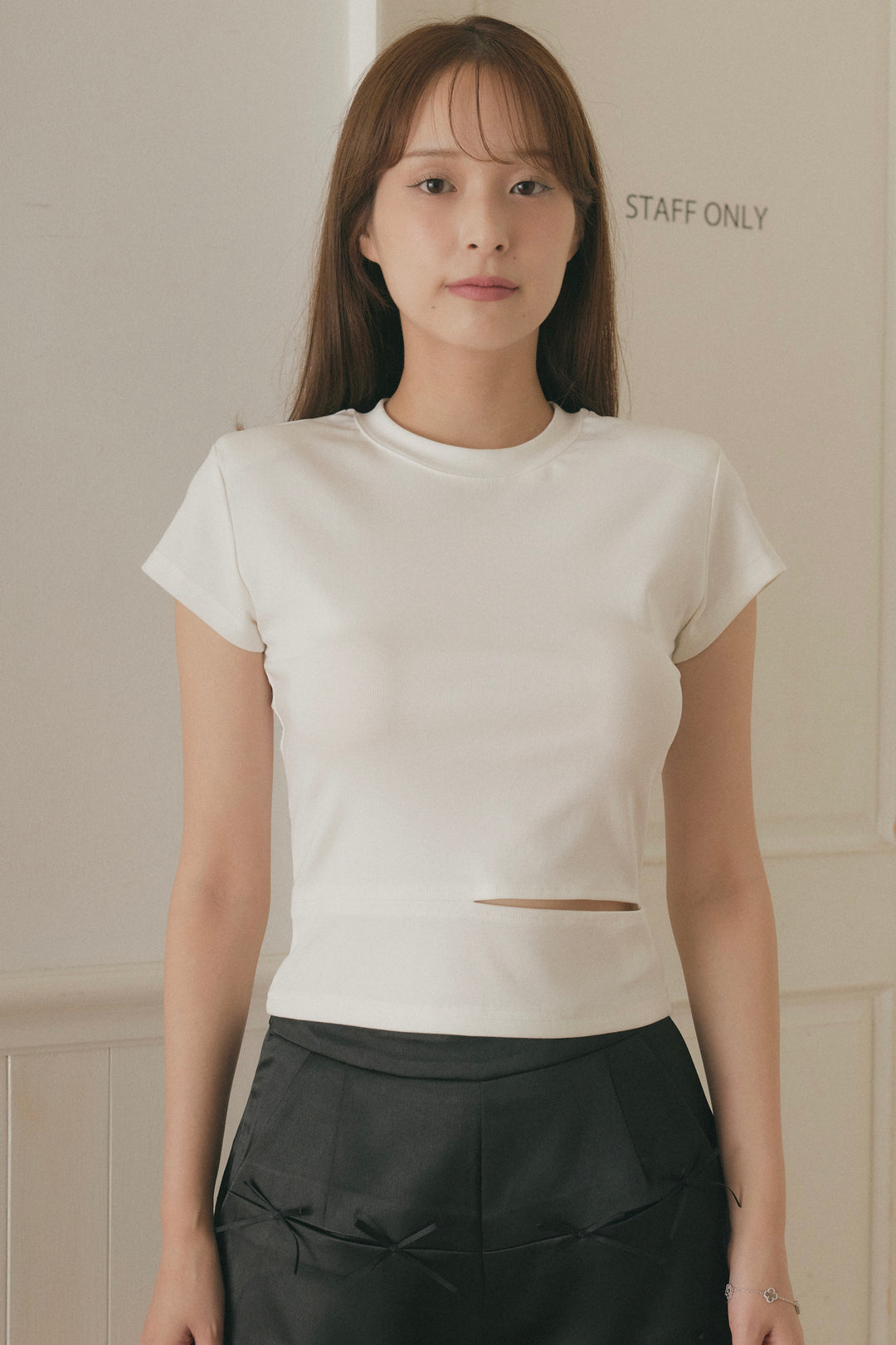 [即納]カットアウトコンパクトTシャツ