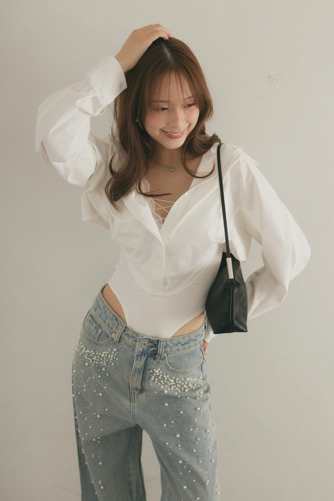[SET]レースアップボディドッキングシャツ(カップ付き)+パールビジューバレルデニムパンツ(2set)