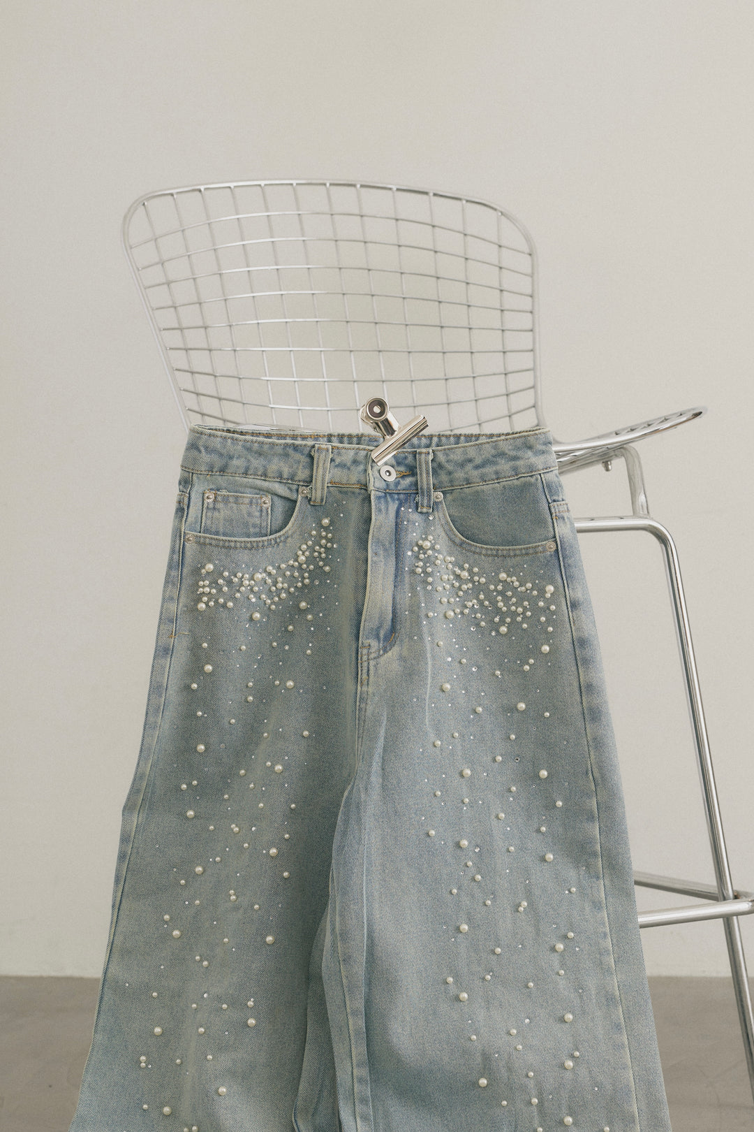 パールビジューバレルデニムパンツ