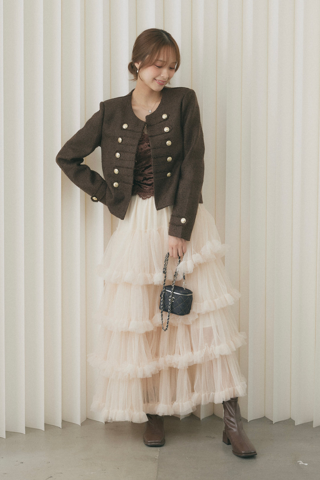 [SET]ナポレオンノーカラーツイードジャケット+ベロアレースコンビキャミソール(カップ付き)+アシメティアードボリュームチュールスカート(3set)