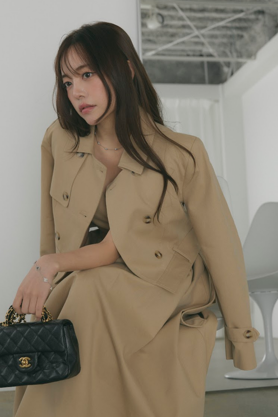 トレンチコート＆Vネックノースリーブワンピセットアップ