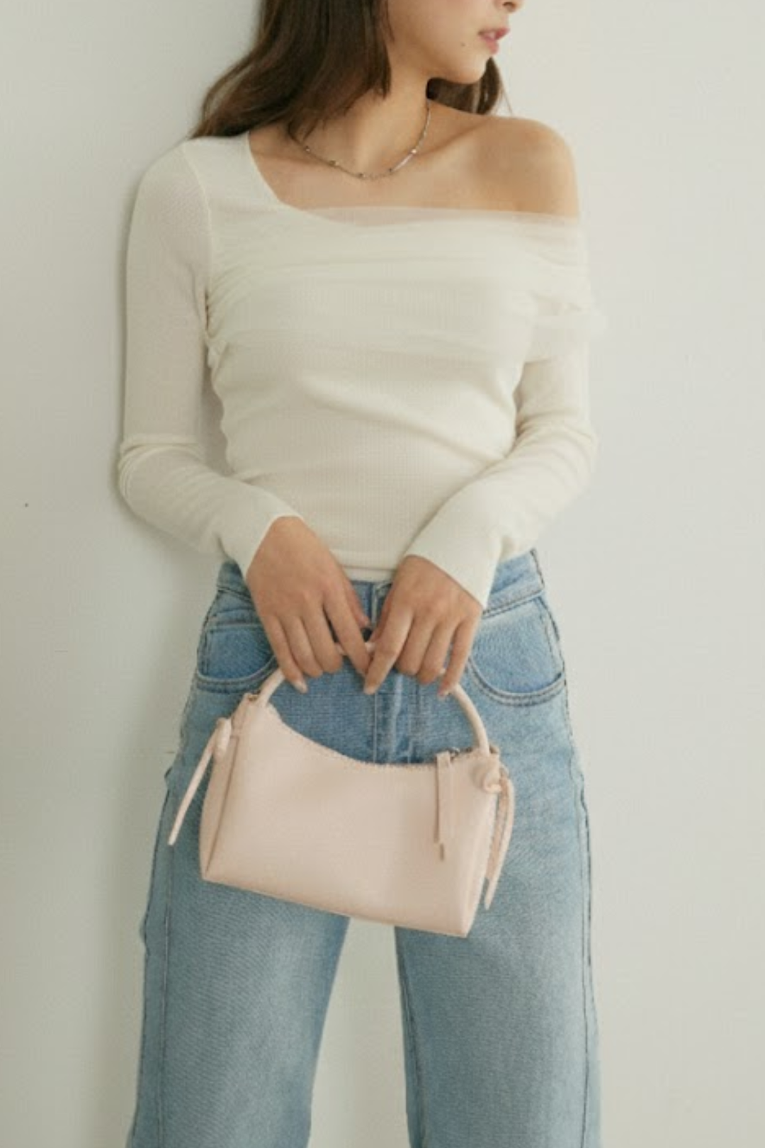 シアーチュールオフショルダートップス