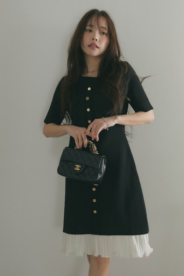 バイカラーフリルフロントボタンワンピース