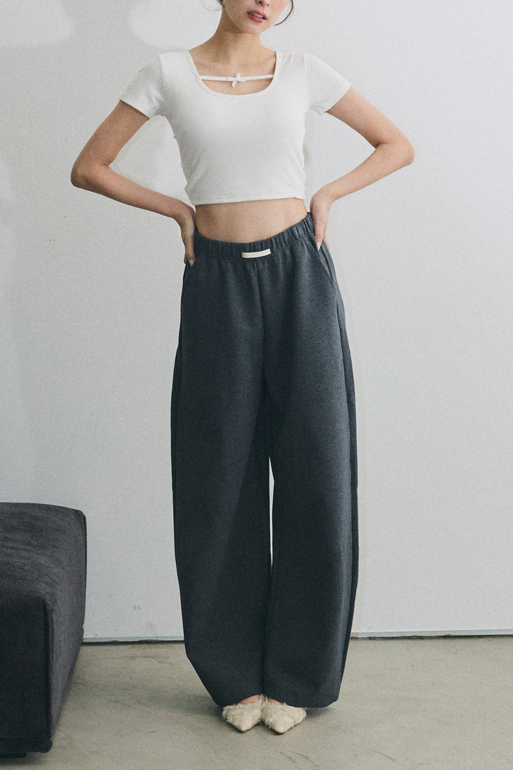 リボンバックオープンTシャツ（カップ付）