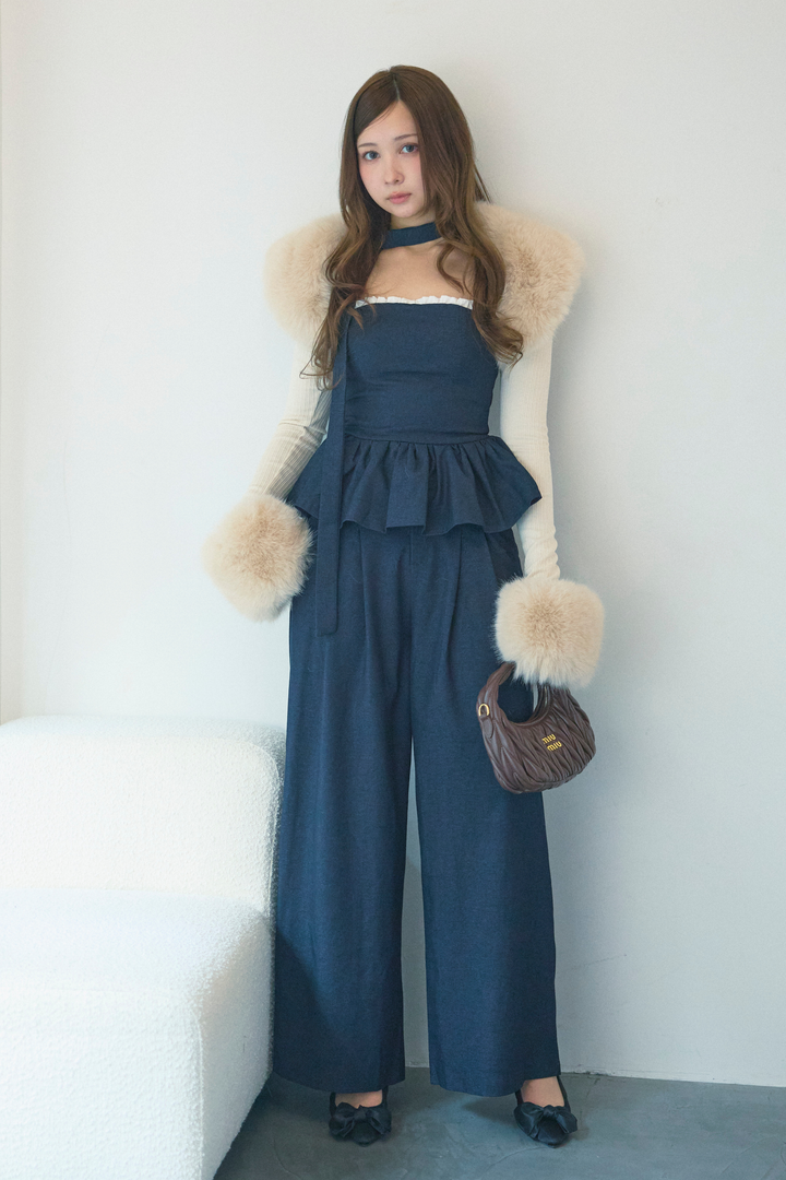 チョーカー付きフリルペプラム&パンツセット