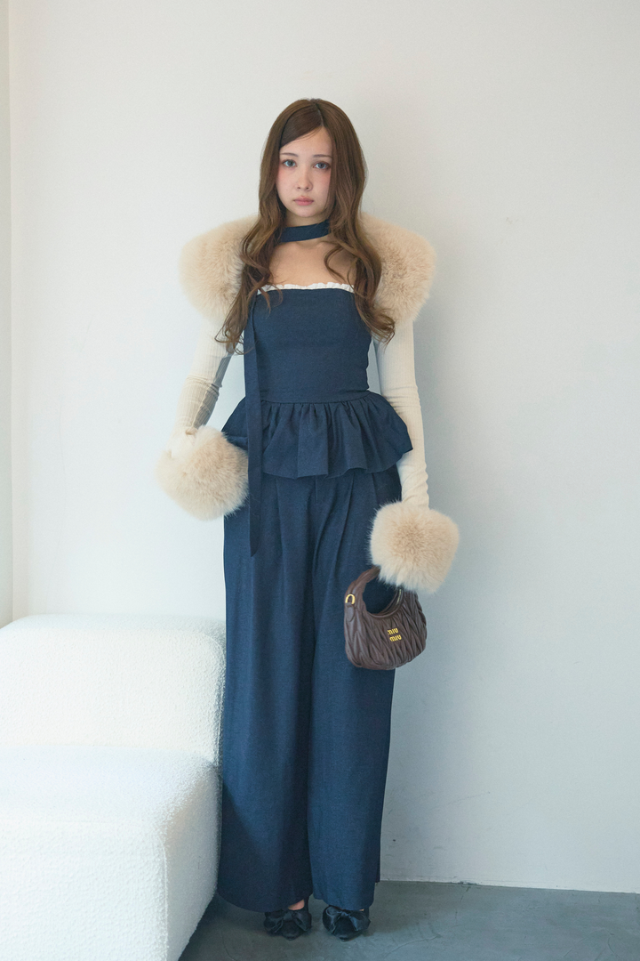 チョーカー付きフリルペプラム&パンツセット