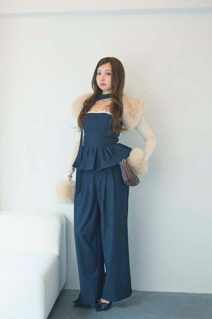 チョーカー付きフリルペプラム&パンツセット