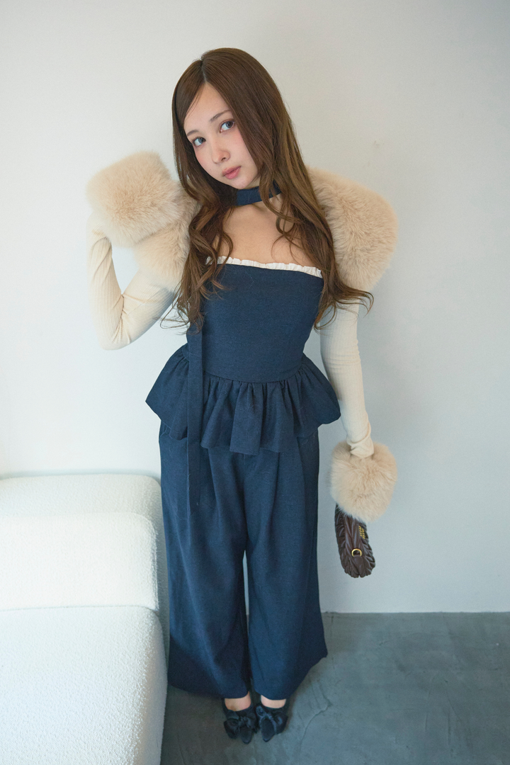 チョーカー付きフリルペプラム&パンツセット