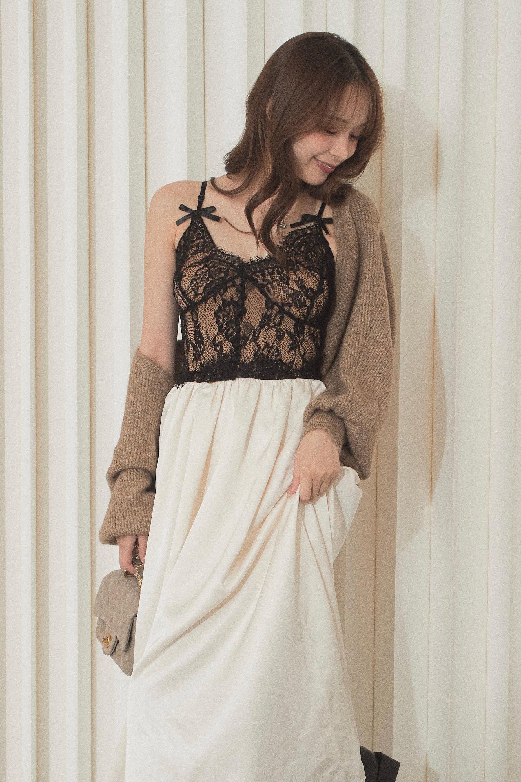 【新品】Maison Nuaブラック レース キャミワンピース ロング丈 ONE PIECE – maison-nua_shop