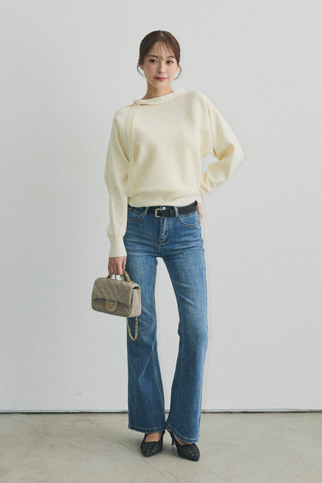 美脚ストレッチデニム（ベルト付き）