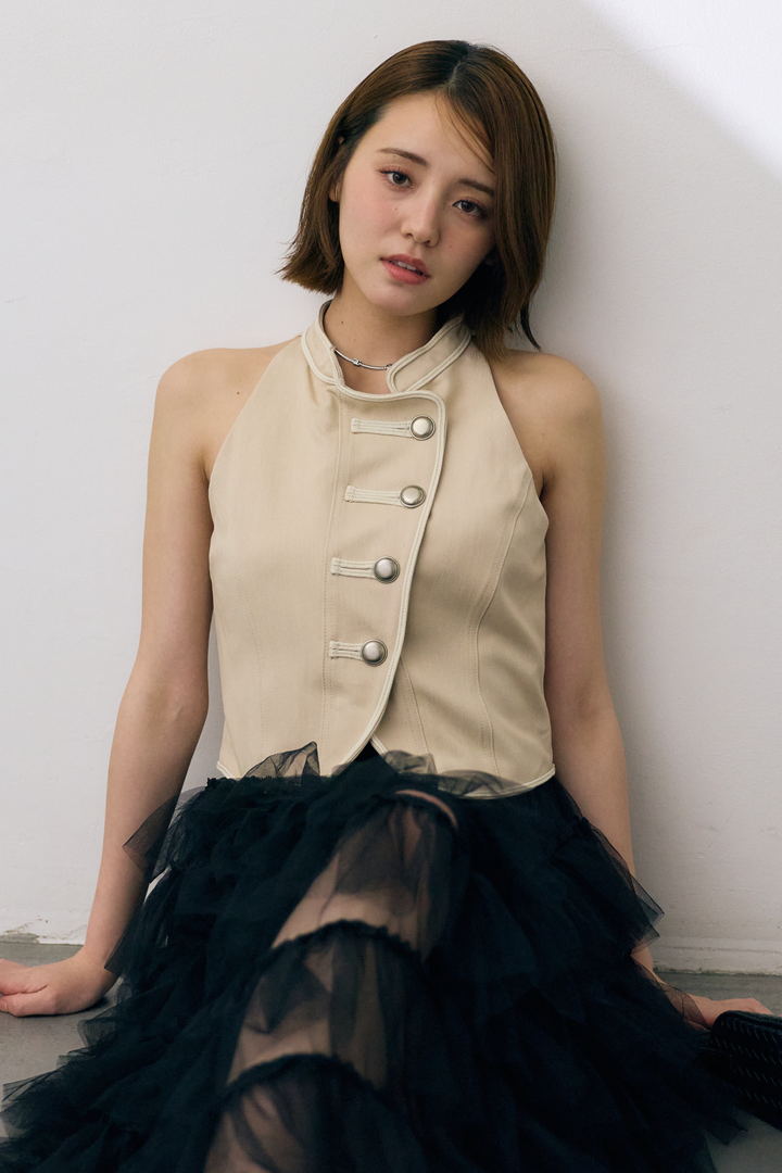 ナポレオンボタンパイピングショートトップス
