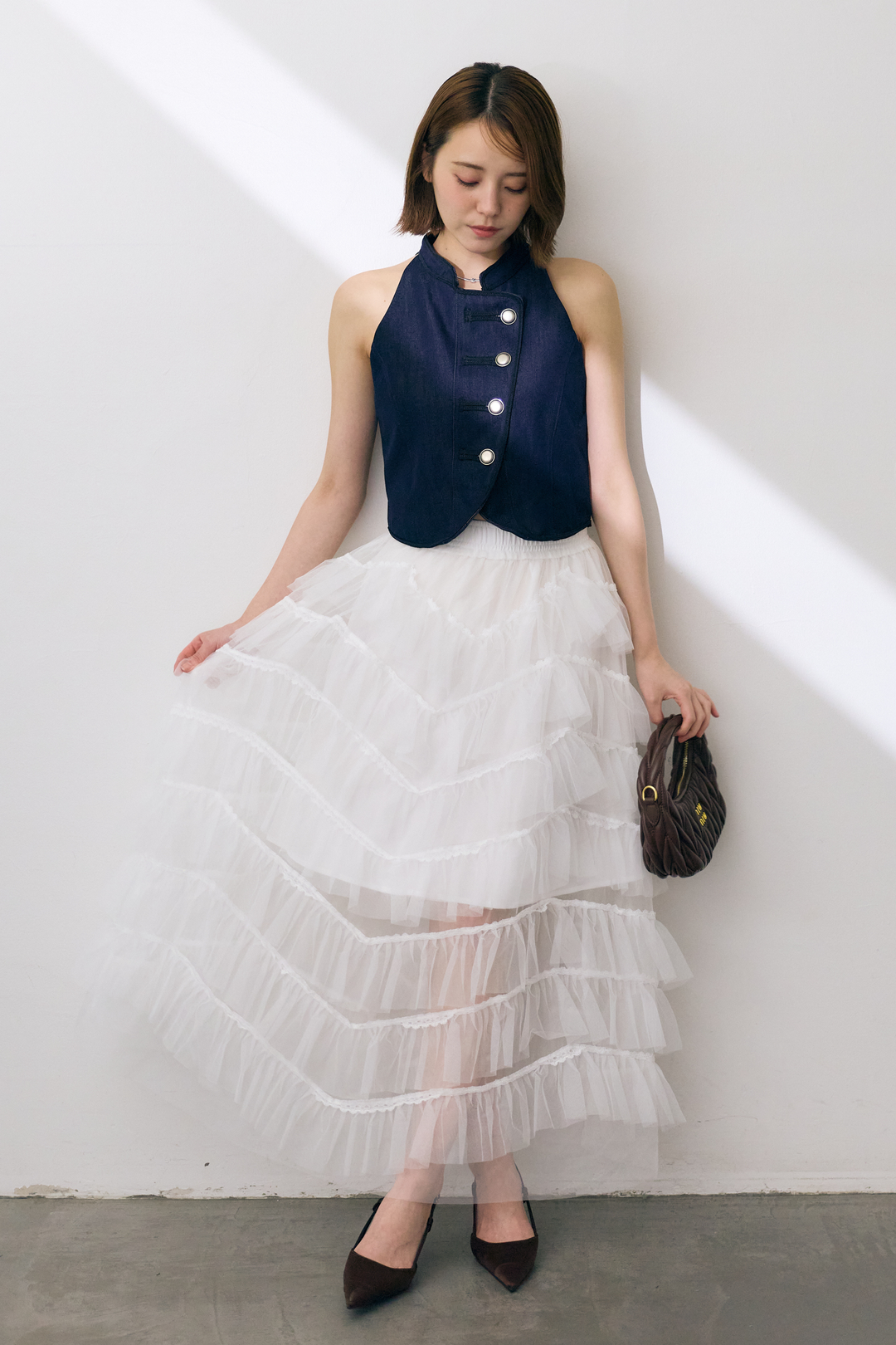ナポレオンボタンパイピングショートトップス
