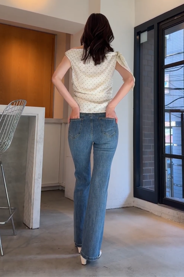 美脚ストレッチデニム（ベルト付き）