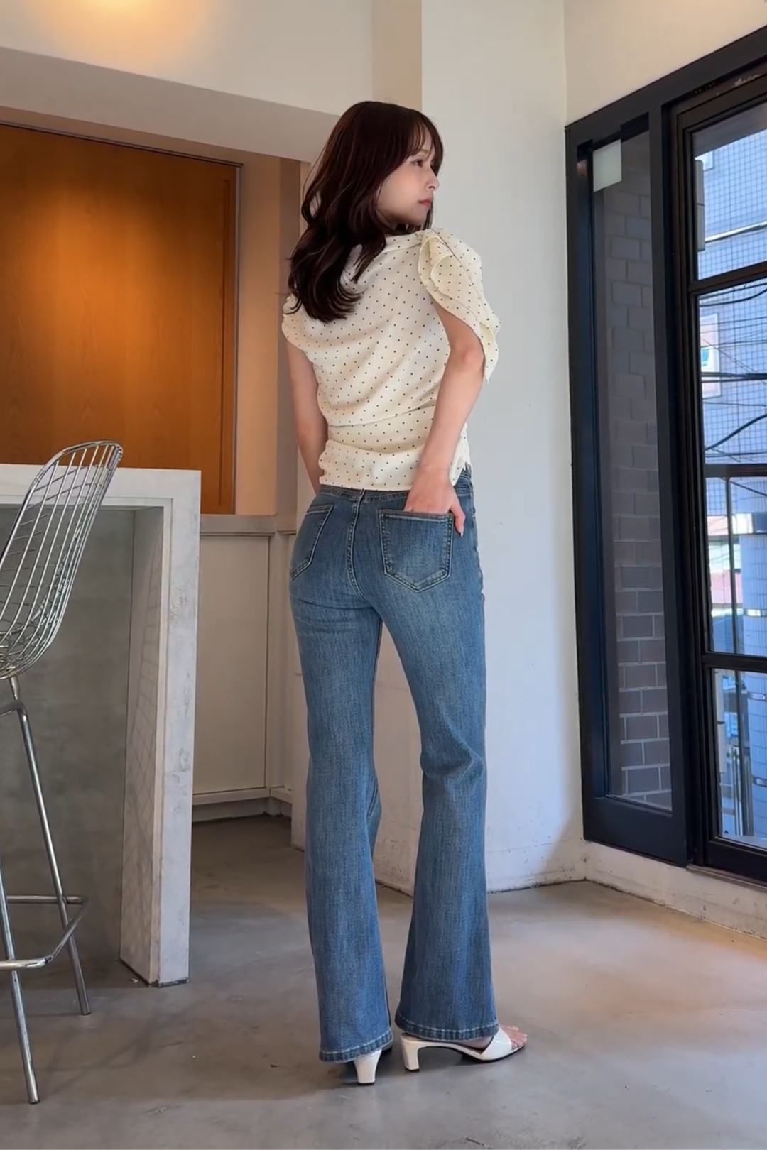 美脚ストレッチデニム（ベルト付き）