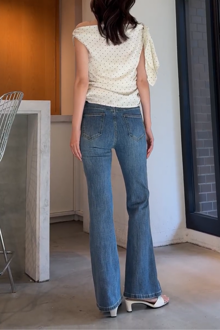 美脚ストレッチデニム（ベルト付き）