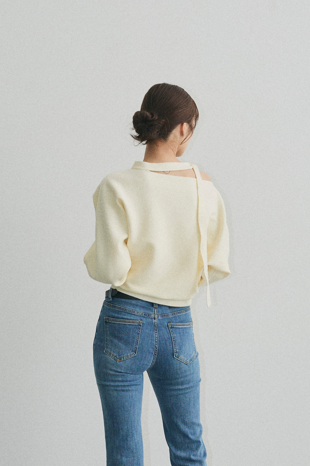 美脚ストレッチデニム（ベルト付き）