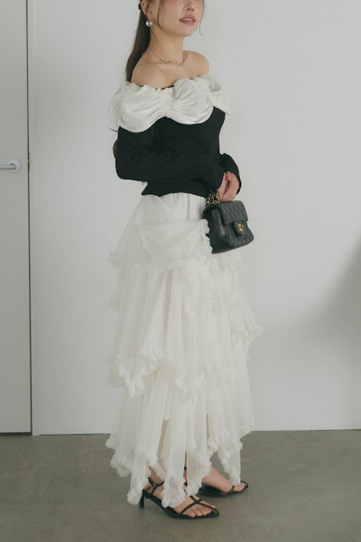 ウェーブフリルオフショルダートップス